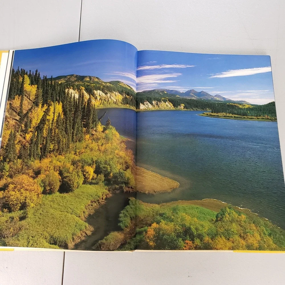 Our Beautiful Land CANADA Rupert O Matthews 1989 Hardcover Photography Book